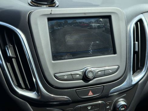 Used 2019 Chevrolet Equinox LT image 25