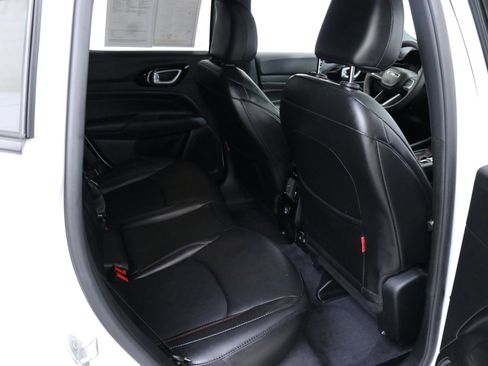 Used 2023 Jeep Compass Trailhawk image 26