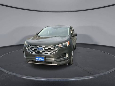 Certified 2022 Ford Edge SEL w/ Convenience Package AWD/4WD image 3