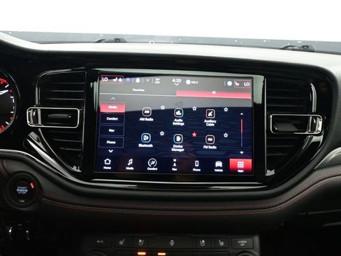 Used 2024 Dodge Durango GT image 6