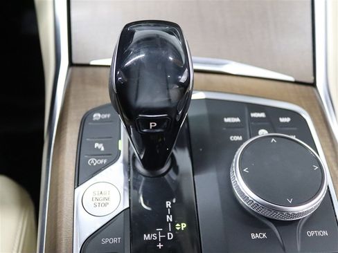 Used 2019 BMW 330i xDrive Sedan w/ Premium Package image 26