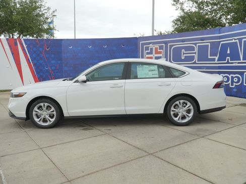 New 2026 Honda Accord LX image 10