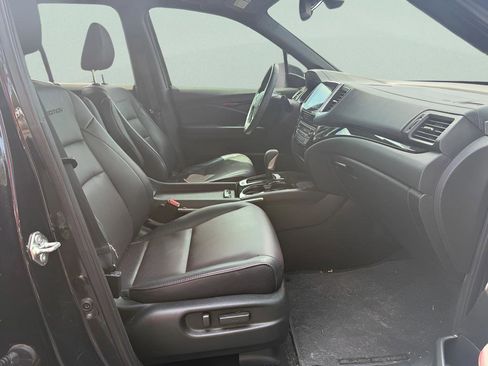 Used 2019 Honda Ridgeline Black Edition image 11