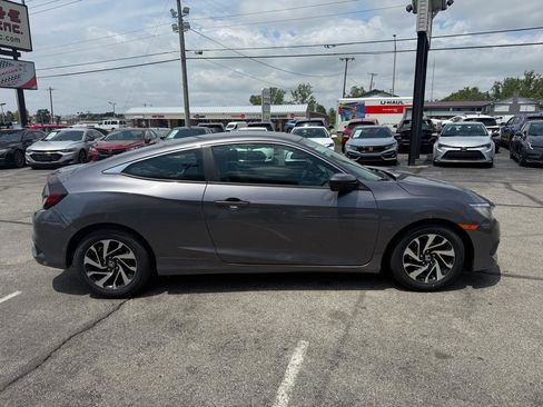 Used 2017 Honda Civic LX image 7