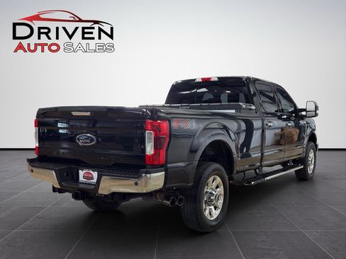 Used 2018 Ford F350 Lariat w/ Chrome Package AWD/4WD image 3