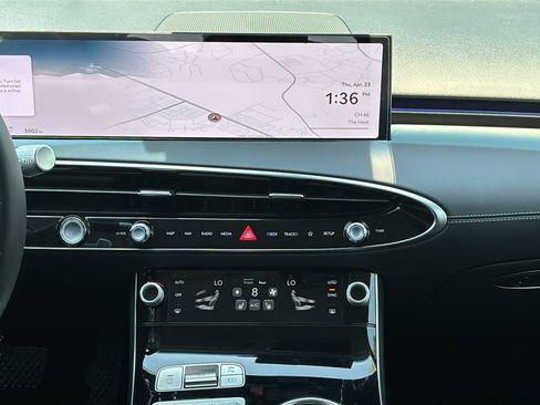 Certified 2026 Genesis GV70 2.5T AWD/4WD image 19