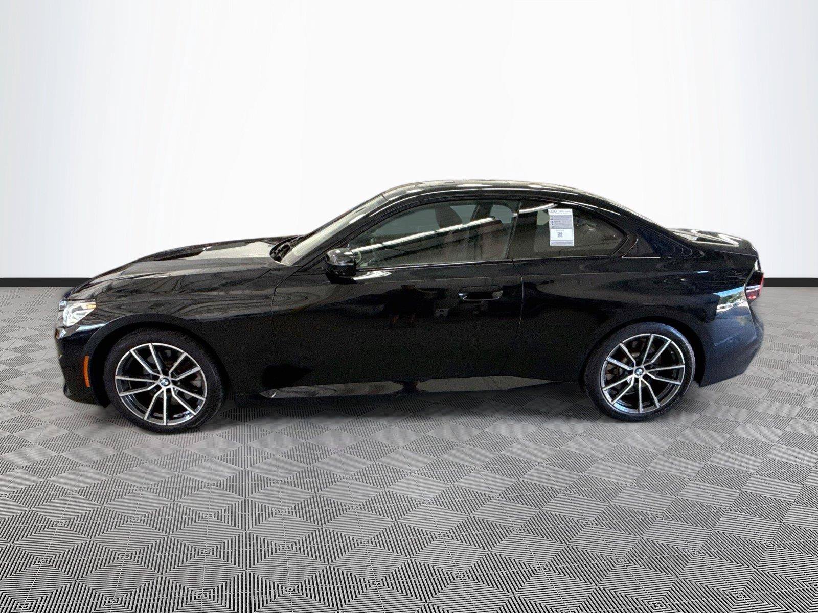 Used 2024 BMW 230i Coupe RWD image 4