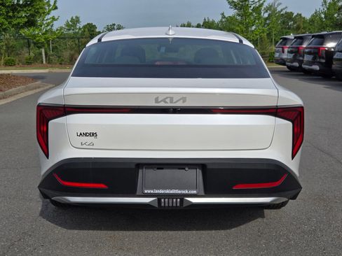 New 2026 Kia K4 LX image 6