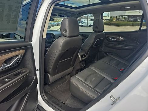 Used 2023 GMC Terrain Denali w/ Denali Premium Package image 22