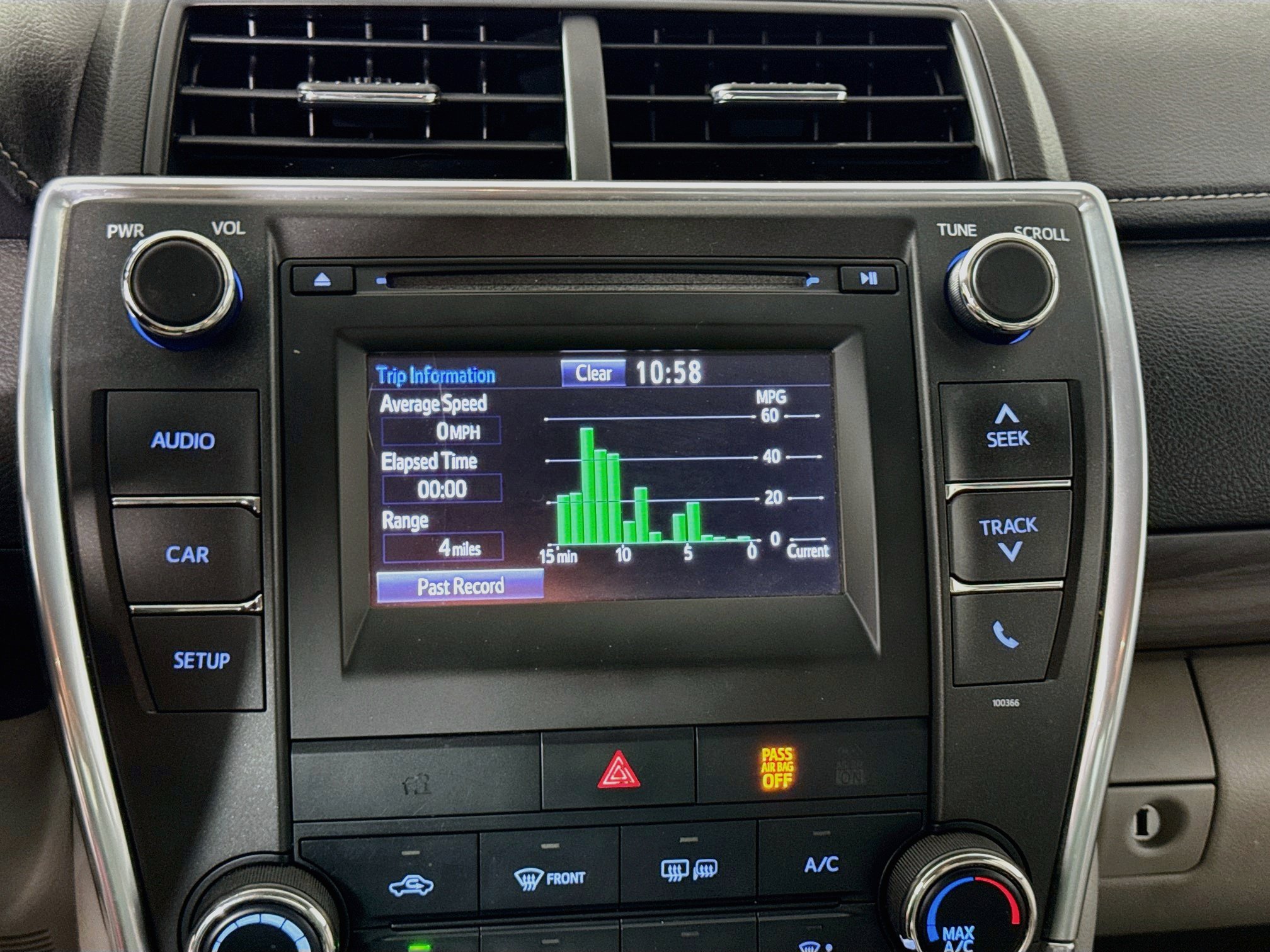 Used 2015 Toyota Camry LE FWD image 15