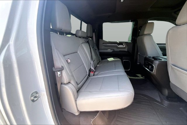 Used 2023 GMC Sierra 1500 SLT w/ SLT Premium Plus Package AWD/4WD image 28