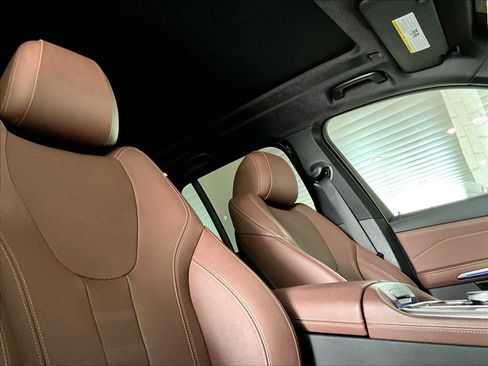 Used 2021 BMW X5 xDrive40i w/ M Sport Package image 25