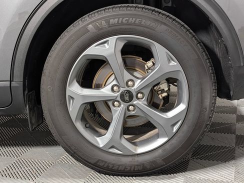 Certified 2025 Ford Escape ST-Line FWD image 26