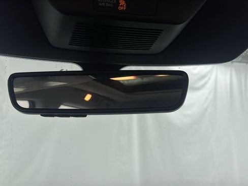 Used 2024 Nissan Pathfinder SL w/ SL Premium Package image 32