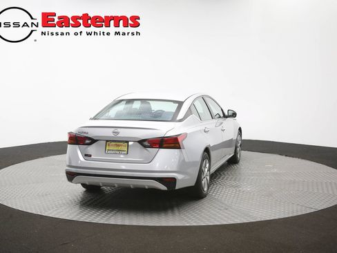 Used 2023 Nissan Altima 2.5 S FWD image 38