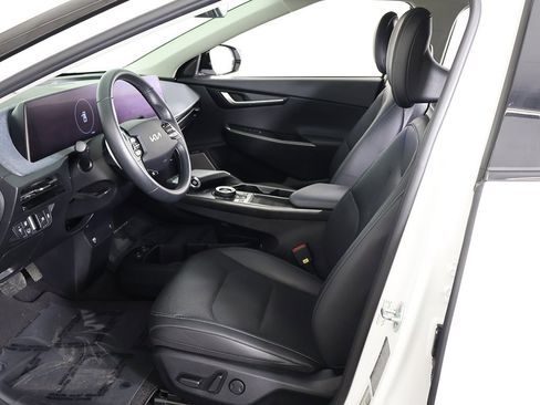 Certified 2023 Kia EV6 Wind w/ Wind Technology Package image 32
