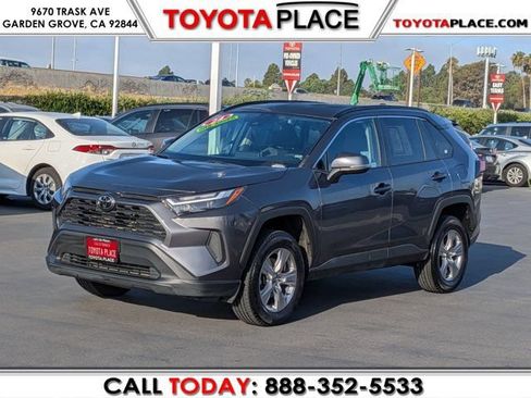 Used 2024 Toyota RAV4 XLE FWD image 1