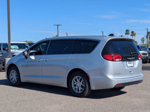 New 2026 Chrysler Voyager LX image 3