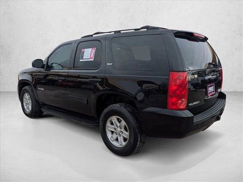 Used 2013 GMC Yukon SLT w/ SLT-2 Equipment Package image 7