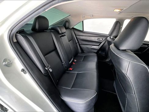 Used 2019 Toyota Corolla XLE image 34