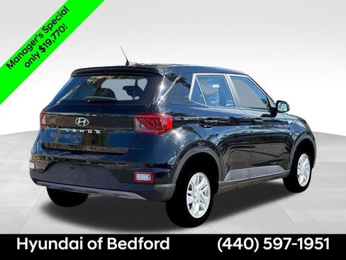 Certified 2026 Hyundai Venue SE FWD image 8