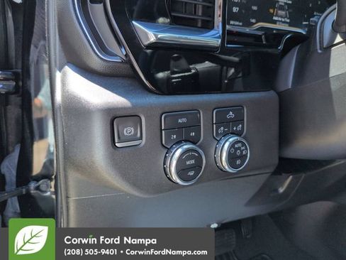 Used 2024 GMC Sierra 1500 Elevation w/ LPO, Elevation Black Package AWD/4WD image 13