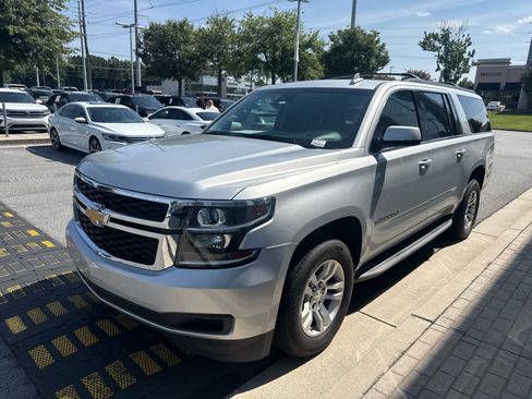 Used 2016 Chevrolet Suburban LT w/ Max Trailering Package RWD image 4