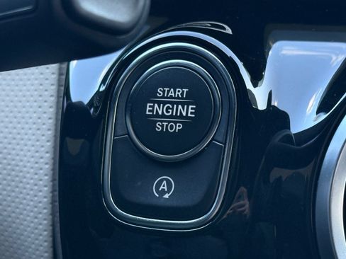 Used 2021 Mercedes-Benz CLA 250 image 29