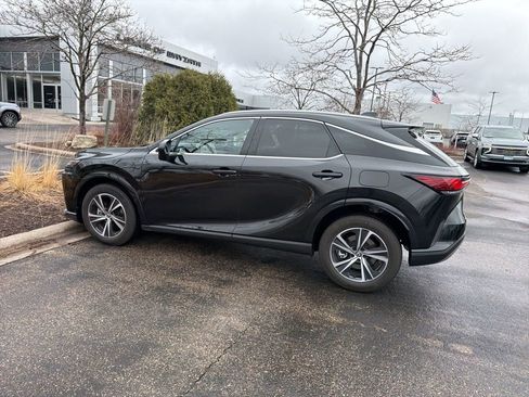 Used 2024 Lexus RX 350 Premium w/ Convenience Package image 3
