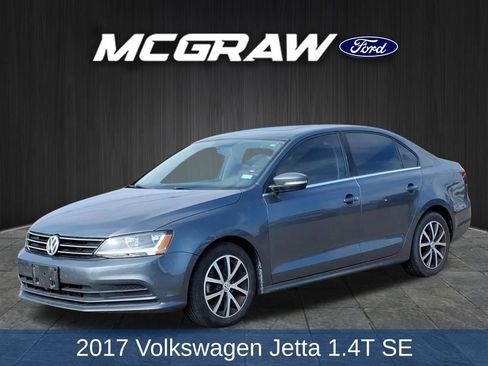 Used 2017 Volkswagen Jetta SE image 1