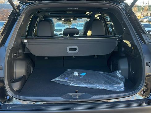 Certified 2025 Subaru Forester Limited image 27