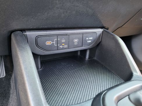 Used 2025 Kia K4 FWD image 20