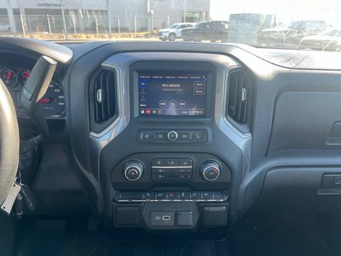Used 2022 Chevrolet Silverado 1500 Custom RWD image 10