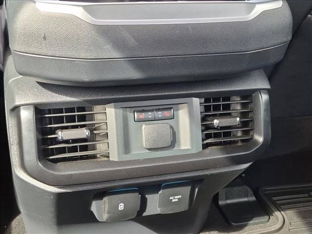Used 2025 Ford F150 Raptor AWD/4WD image 17