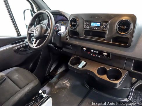 Used 2020 Mercedes-Benz Sprinter 2500 w/ Driver Convenience Package image 19