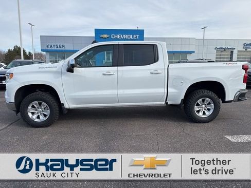 Used 2025 Chevrolet Silverado 1500 LT w/ Safety Package image 5