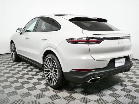 Certified 2023 Porsche Cayenne Coupe AWD/4WD image 3