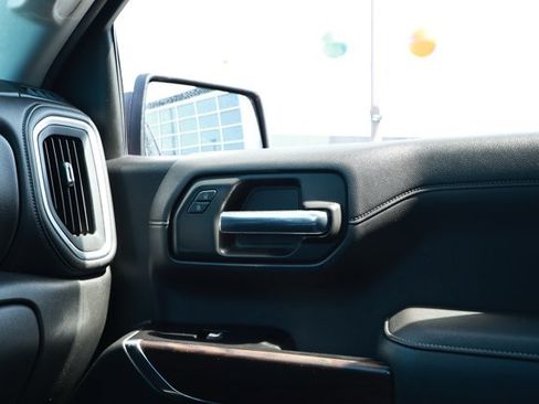 Used 2019 GMC Sierra 1500 SLT w/ SLT Premium Plus Package RWD image 31