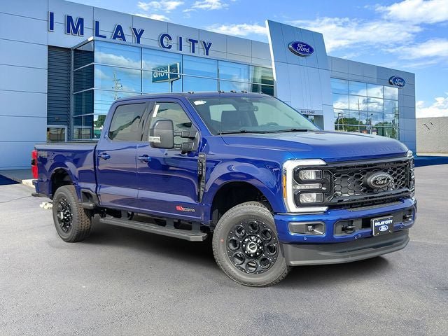 New 2026 Ford F350 Lariat w/ Black Appearance Package AWD/4WD 360° Tour