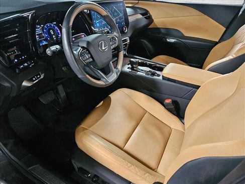 Used 2024 Lexus RX 350 Premium w/ Convenience Package image 9