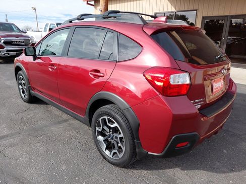 Used 2016 Subaru Crosstrek 2.0i Premium image 8