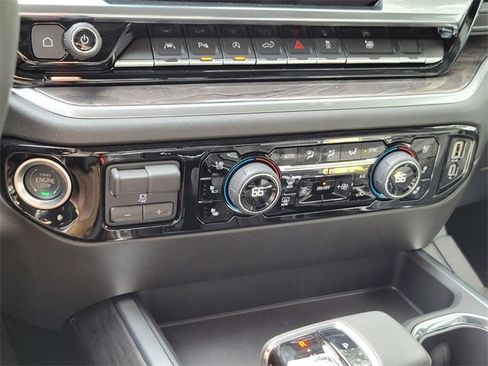 New 2025 Chevrolet Silverado 1500 LTZ w/ LTZ Premium Package image 19