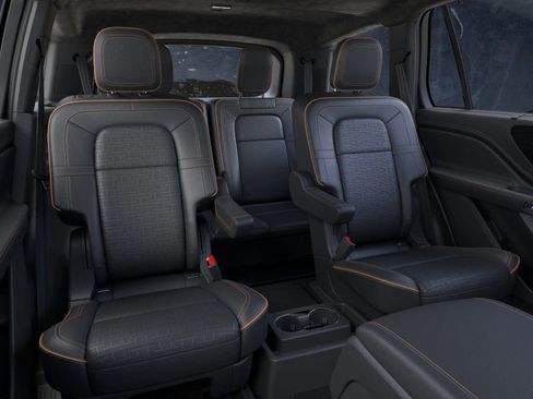 New 2025 Lincoln Aviator Black Label image 11