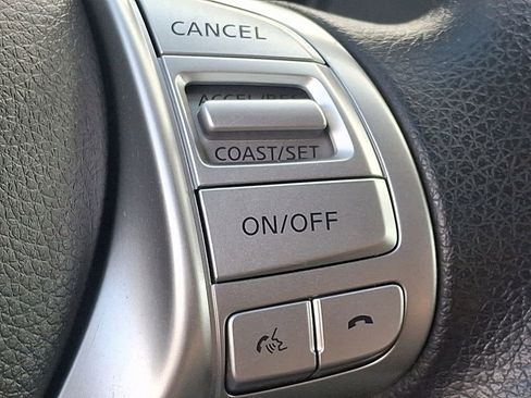 Used 2016 Nissan Rogue SV image 21