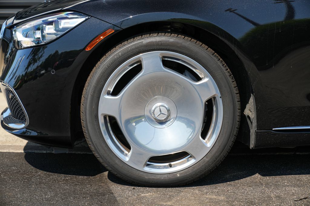 Used 2022 Mercedes-Benz Maybach S 580 4MATIC image 12