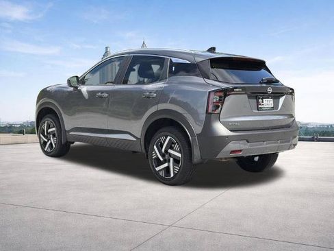 Certified 2026 Nissan Kicks SV FWD image 21