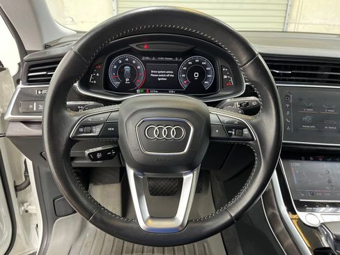 Used 2019 Audi Q8 Prestige AWD/4WD image 16