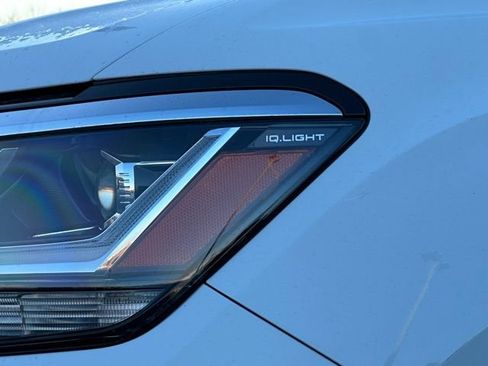 Certified 2022 Volkswagen Atlas Cross Sport SEL w/ Cross Sport MDO Package image 10