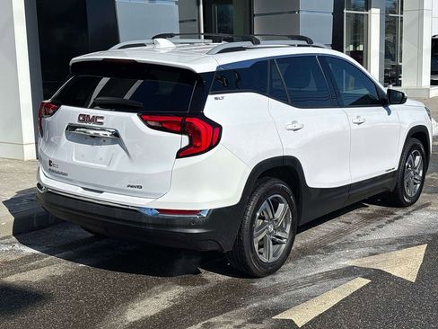 Used 2020 GMC Terrain SLT w/ Preferred Package image 3