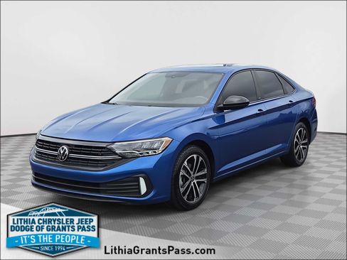 Used 2023 Volkswagen Jetta Sport FWD image 1